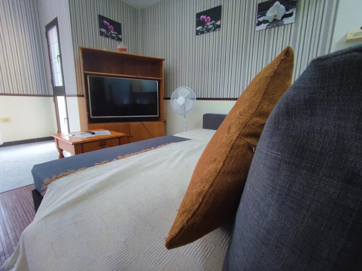 Apartment Severo Ochoa プエルト・デル・ロサリオ エクステリア 写真